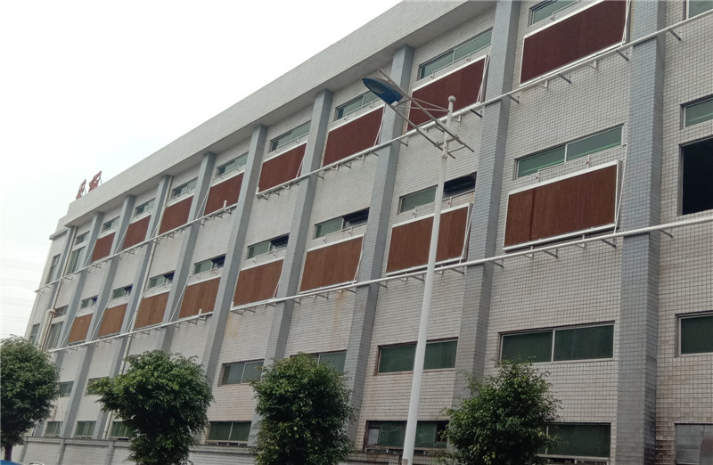 服裝廠降溫福泰水簾風(fēng)機安裝案例